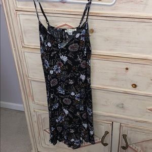 American eagle floral summer dress.